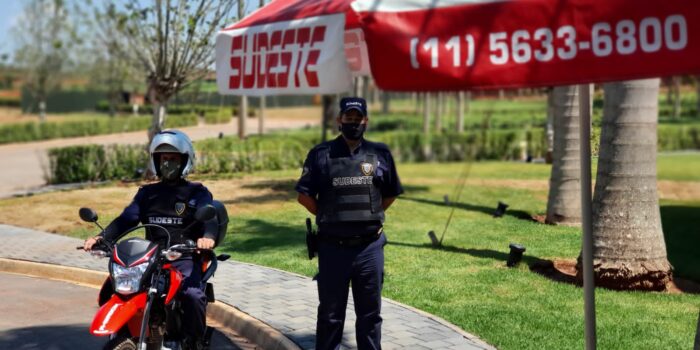 equipes terceirizadas em condomínios